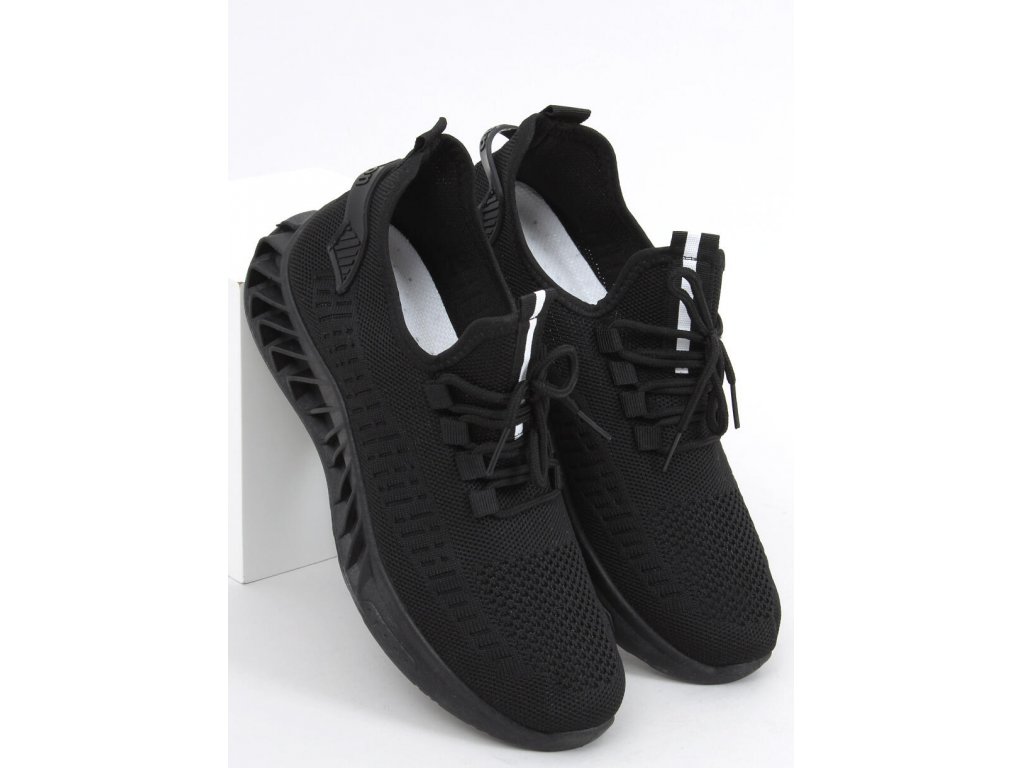 Sportovní nazouvací boty Ondrea černé
