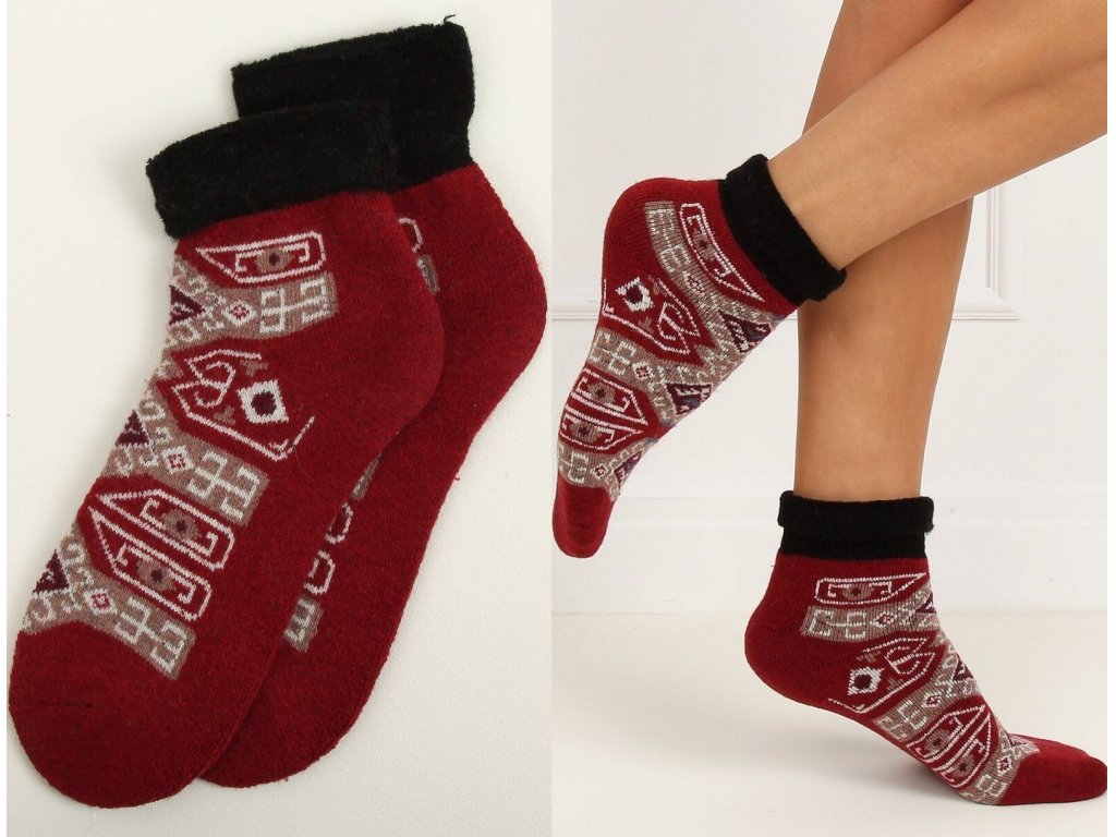 Teplé zimní ponožky Carolyn červené
