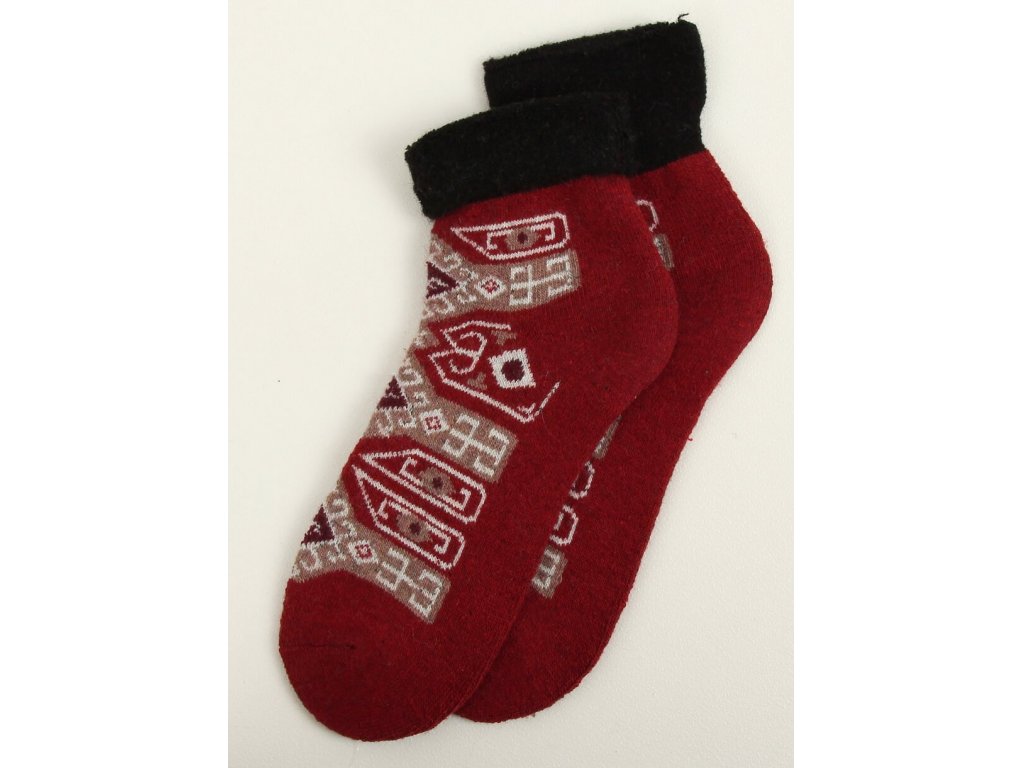 Teplé zimní ponožky Carolyn červené