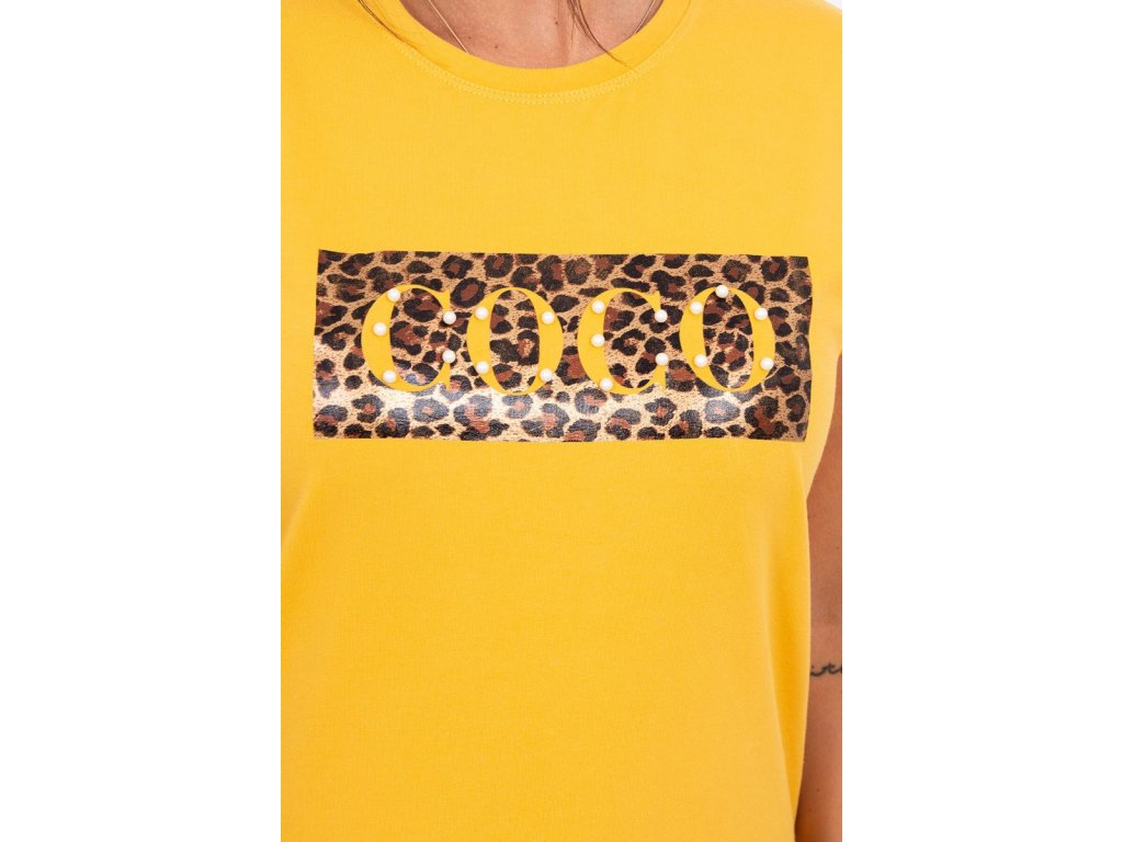 Tričko s nápisem a leopardím potiskem Topsie hořčicové