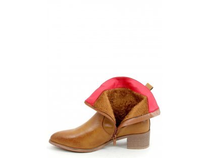 Kotníkové boty na nízkém podpatku Jayma camel