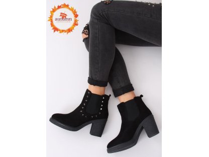 Kotníkové boty s cvočky Sherill černé