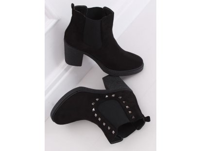 Kotníkové boty s cvočky Sherill černé