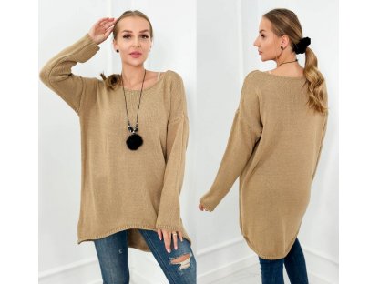 Oversize svetr + náhrdelník Meryle camel