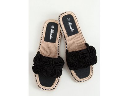Pantofle s květy Montana černé