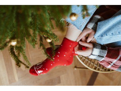 Ponožky s vánočním motivem Mikki červené
