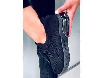 Sportovní obuv Philipa černá