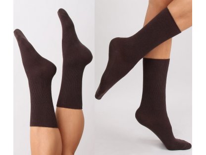 Vysoké žebrované ponožky Dorthy hnědé