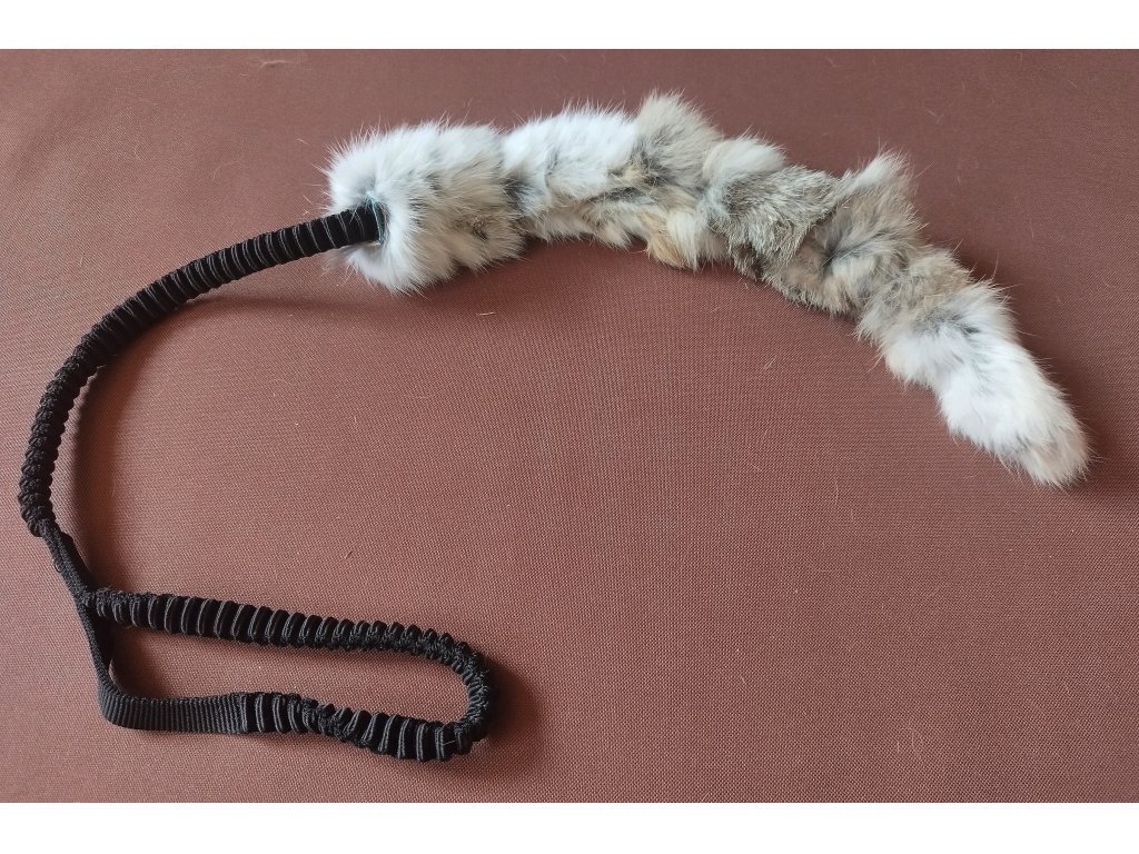 Bracco Bungee přetahovadlo pro psa s amortizérem a pravou králičí kožešinou různé délky. 