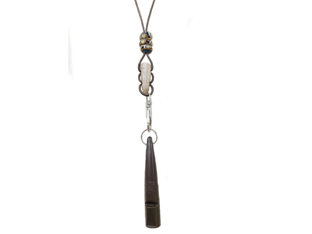 Bracco Original whistle strap made of natural materials, bead- magic eye, green.