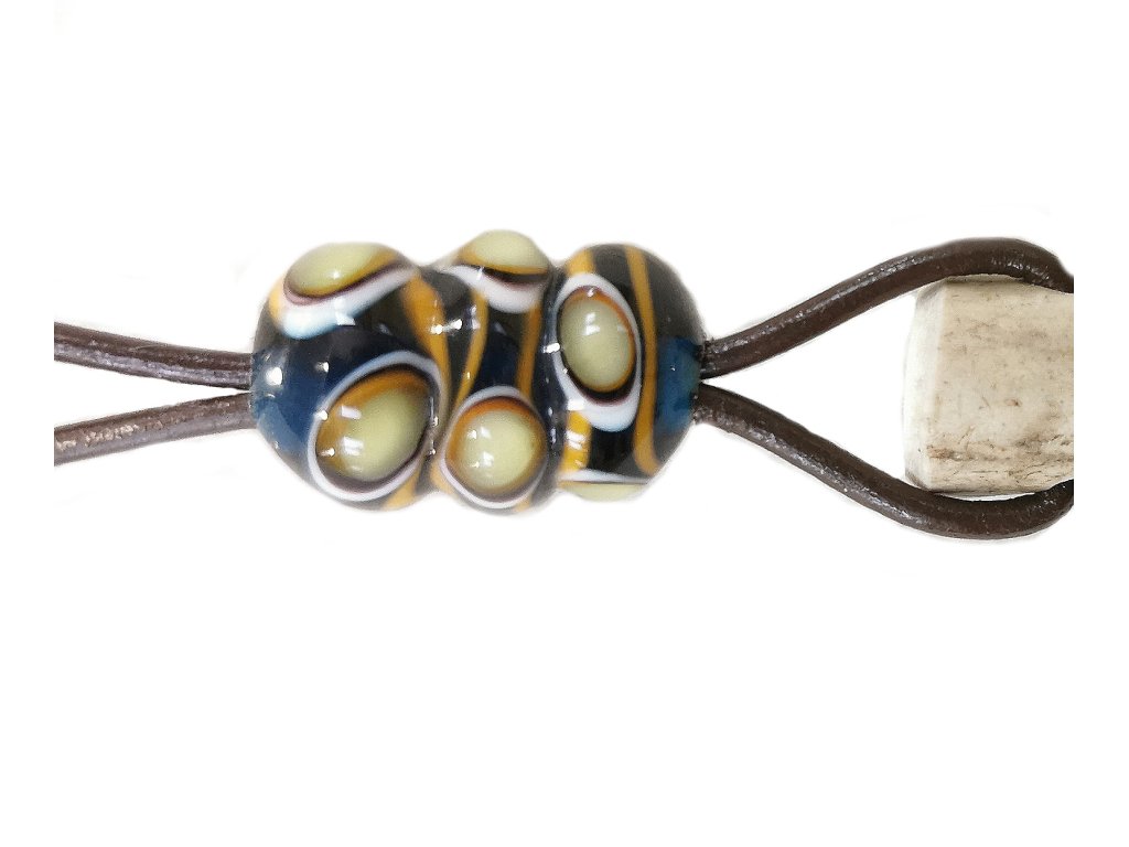 Bracco Original whistle strap made of natural materials, bead- magic eye, green.