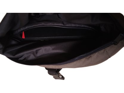 Bracco Batoh UrbanTrail - - Mák, různé velikosti a varianty.