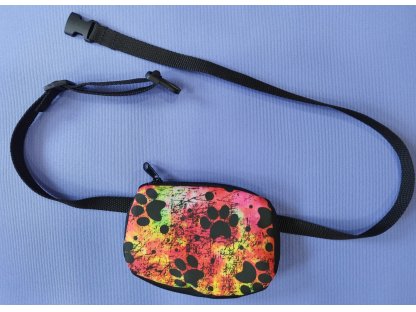 Bracco pamlskovník One Pocket- různé varianty a velikosti, červený/tlapky