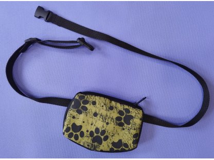 Bracco One Pocket, Hundeleckerlitasche - verschiedene Varianten und Größen, khaki/Pfoten 2