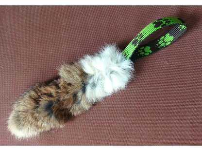 Bracco přetahovadlo pro psa s pravou králičí kožešinou 30 cm, různé barvy.