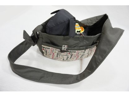 Dog bag, gray + print.