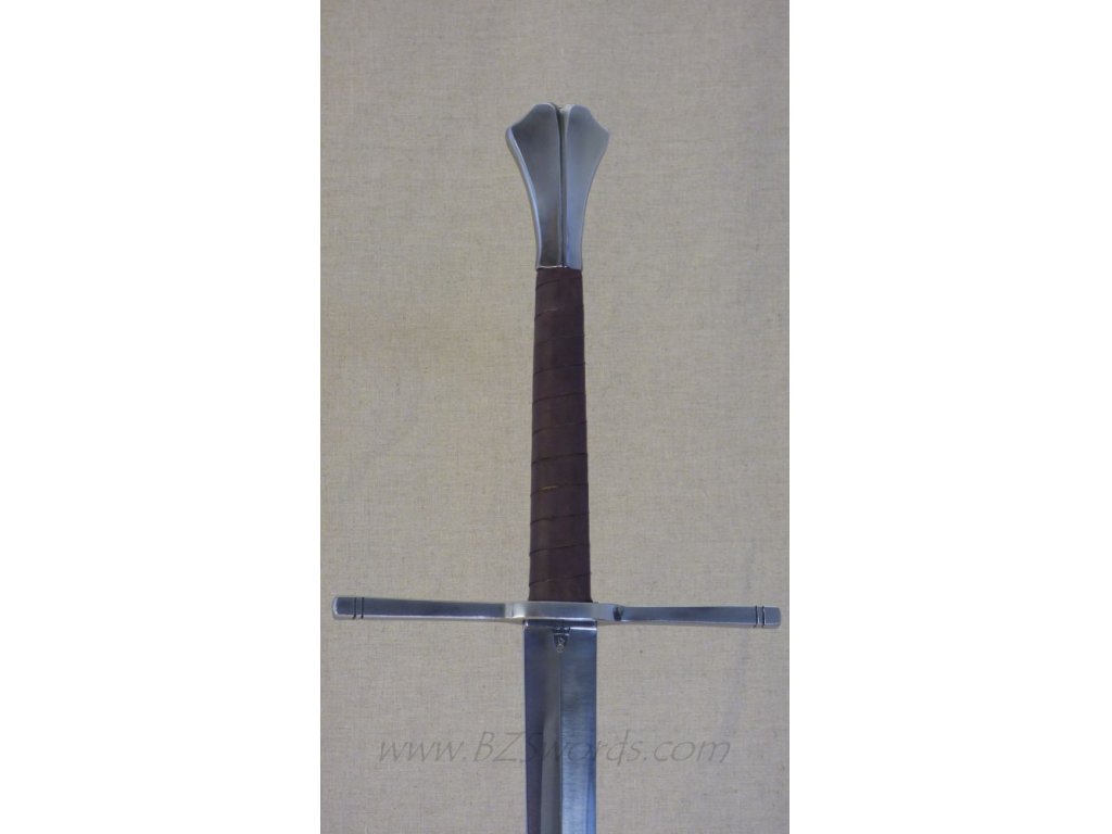 Jeden a půl ruční meč Dalibor