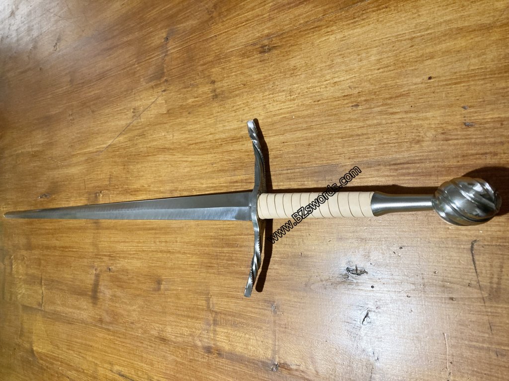 Jeden a půl ruční meč