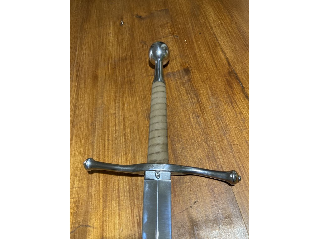 Jeden a půl ruční meč Franz