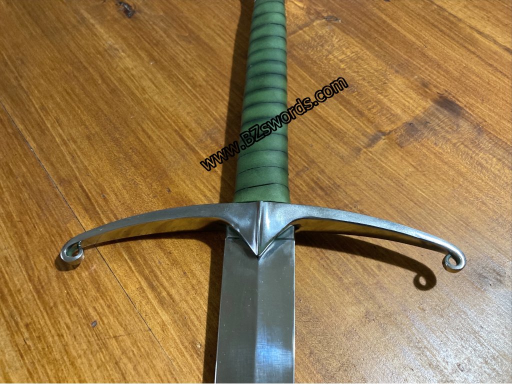 Jedenapůlruční meč Viollet