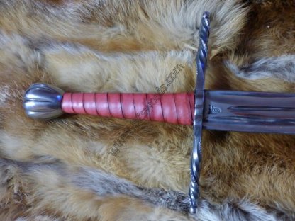 Jednoruční meč tří žlab