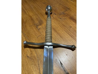 Jeden a půl ruční meč Franz