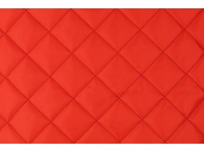 Červený oboustranný  prošev s impregnací,prošitý do kosočtverců 6x6cm,druhá strana černá ,š.150 cm