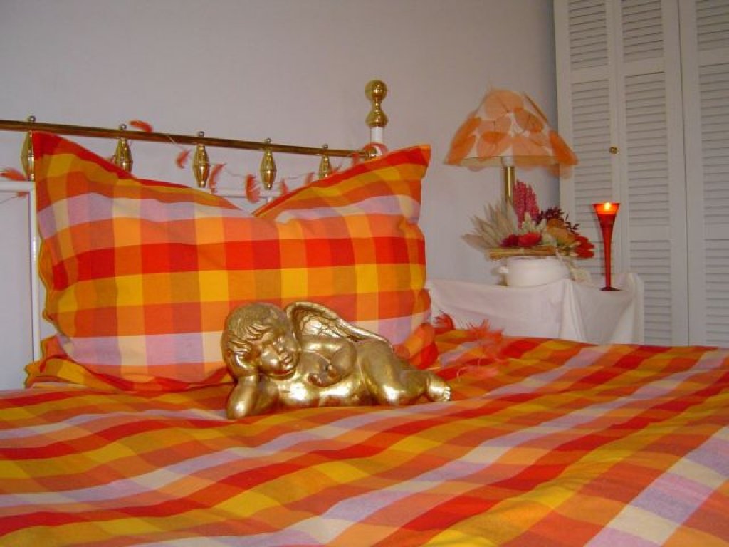 Kanafas posteľná bielizeň Andrea 5 , prikrývka 140x220 + vankúš 70x90