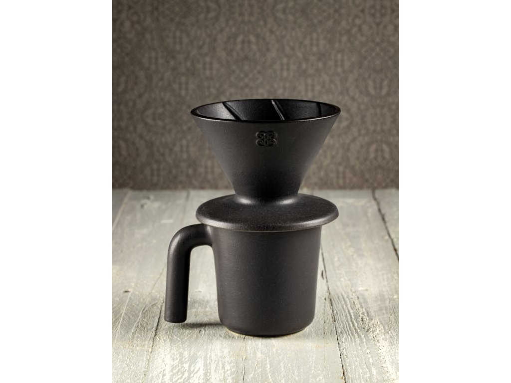 Keramický překapávač na kávu - dripper - černý mat