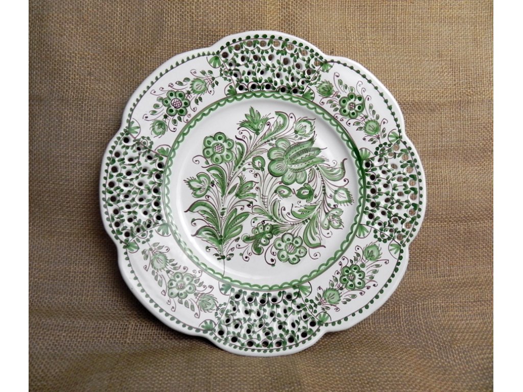 Keramický řezaný talíř, zeleno-bílý