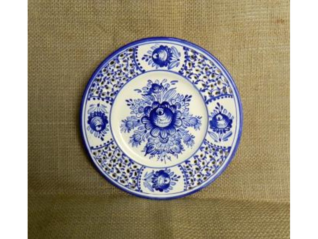 Keramický tanier, modrá a biela