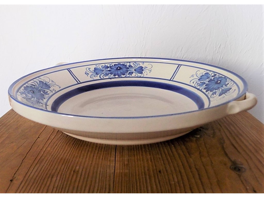 Keramický talíř s uchy čtyři modré květy