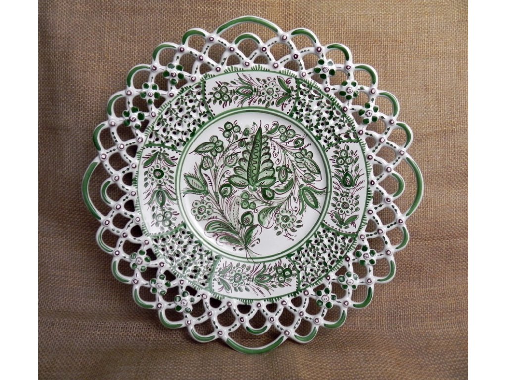 Keramický tanier tri čipky, zelená a biela