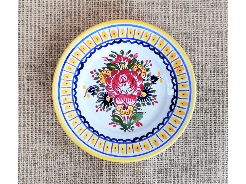 Keramický talíř žlutý okraj, slovácký