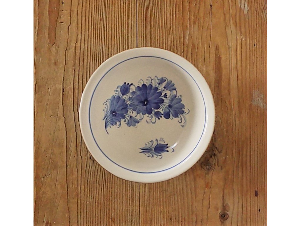 Miska hnědá, uvnitř modré květy, průměr 16 cm