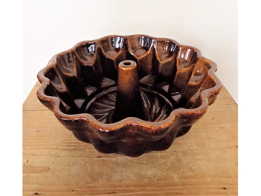 Forma na pečenie hnedá, priemer 23 cm, objem 1 liter, 230/105, keramika