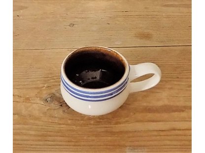 Keramický hrnček s prúžkami na malú kávu - 0,1 l