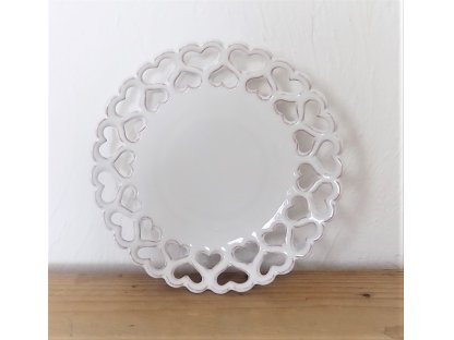 Keramický tanier ručne vyrezávaný - rustikálny