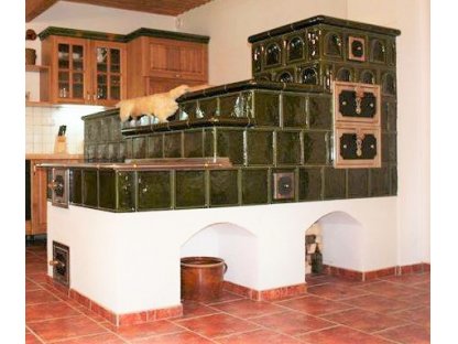 Kuchyňská kachlová kamna s ležením Zbyněk, zelená