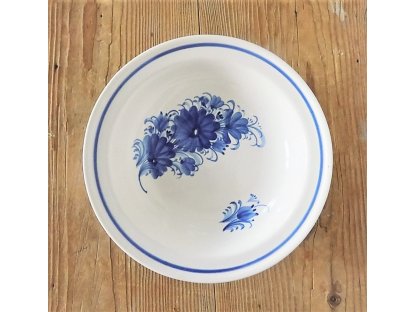 Keramický hlboký tanier s modrými kvetmi