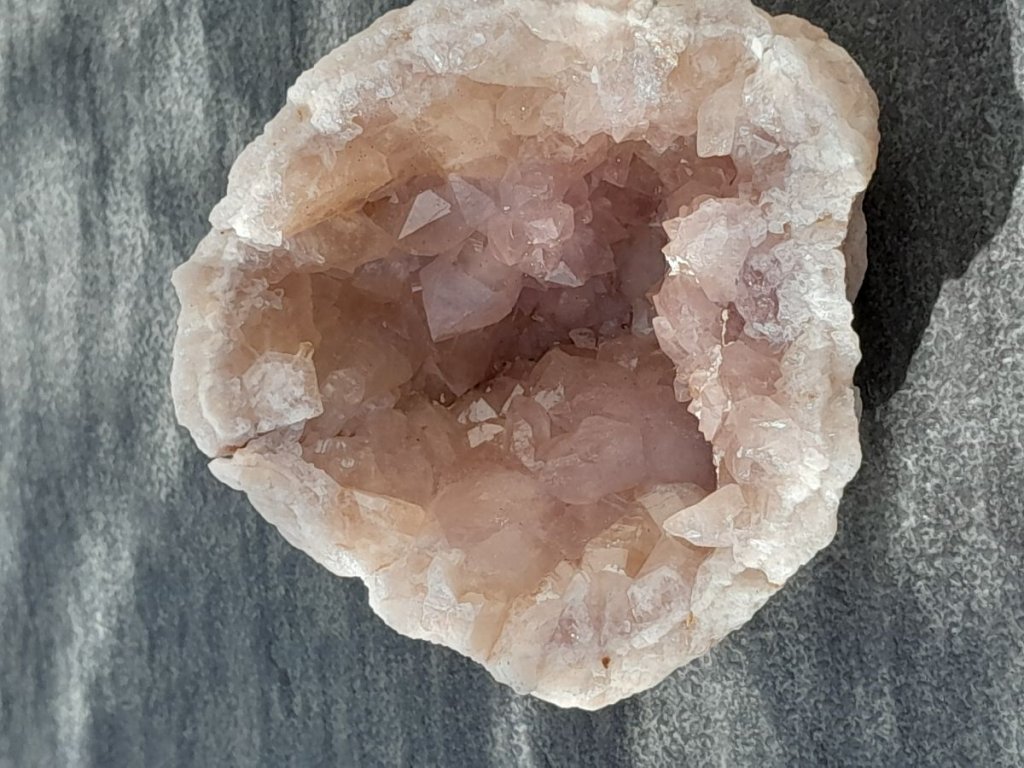 Pink Amethyst cluster Special rare 6-7cm