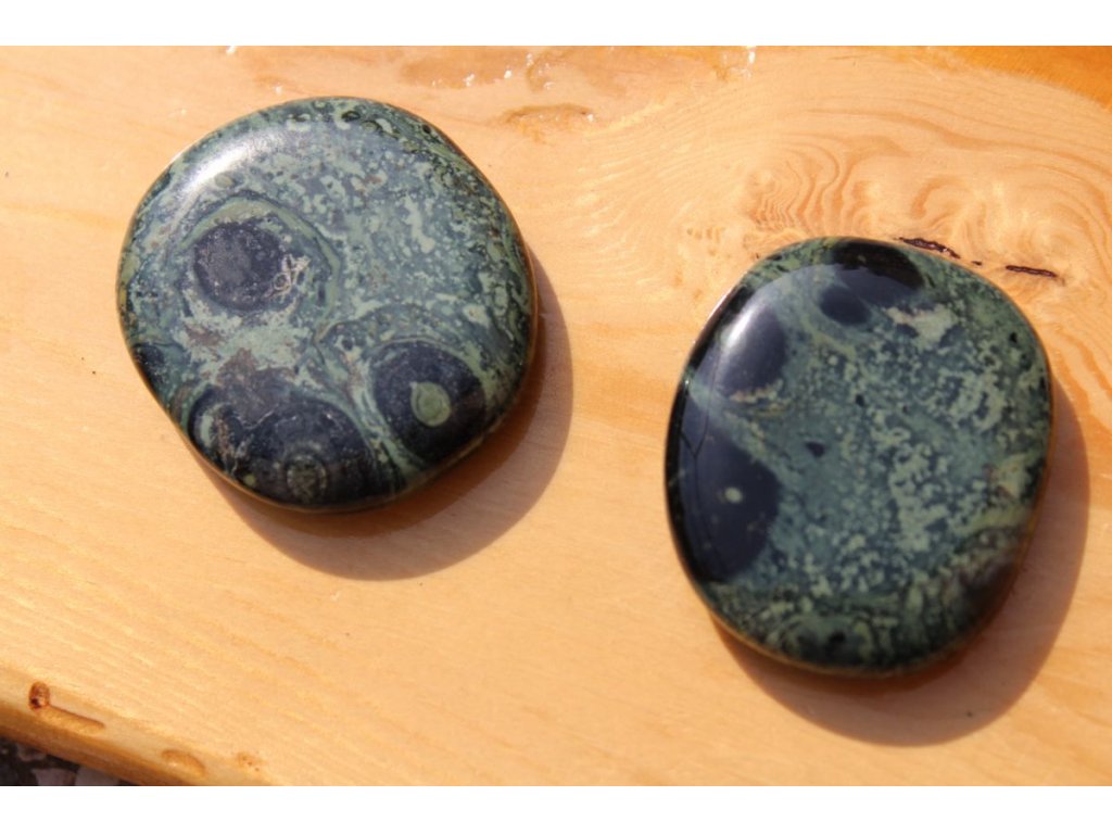 Jaspis Kabamba Soap Stone *Quartz with Algae* 4,5cm