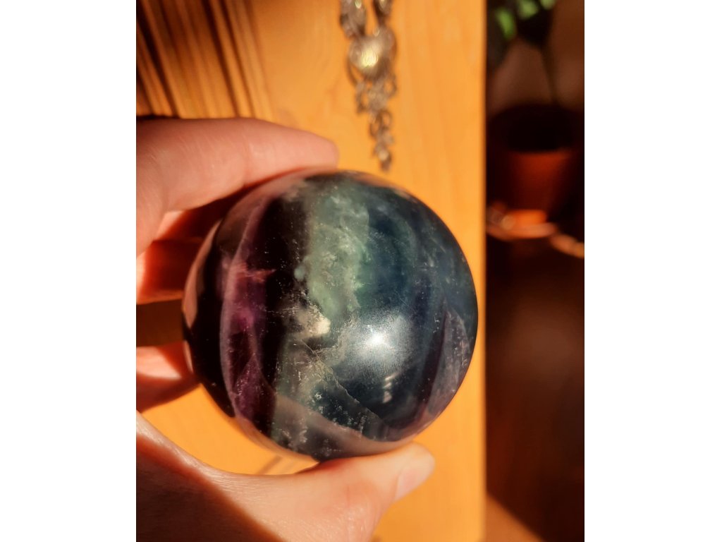 Sphere Rainbow Fluorite 6,5cm