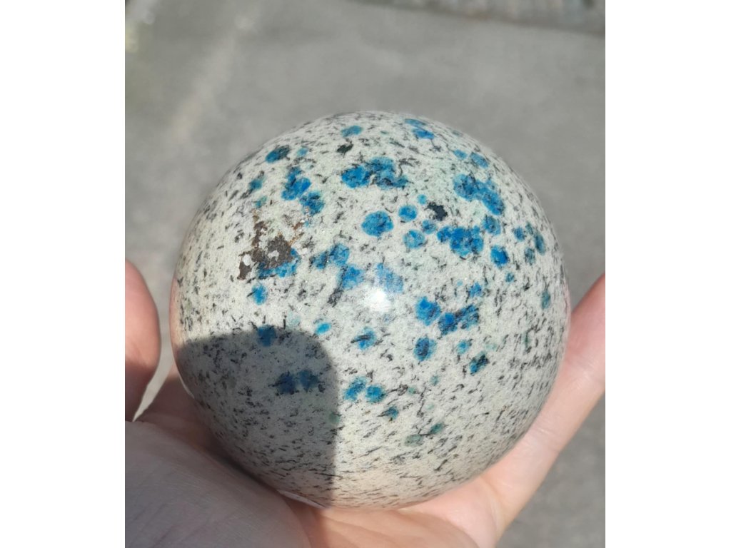 Sphere K2 Azurite s Granit 5-6cm