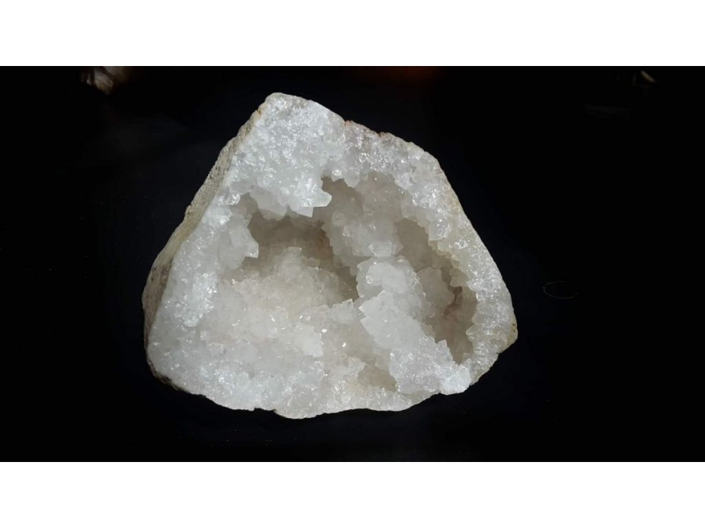 Křišťálová geoda 10-12cm-5 ks Velchoobchod baleny