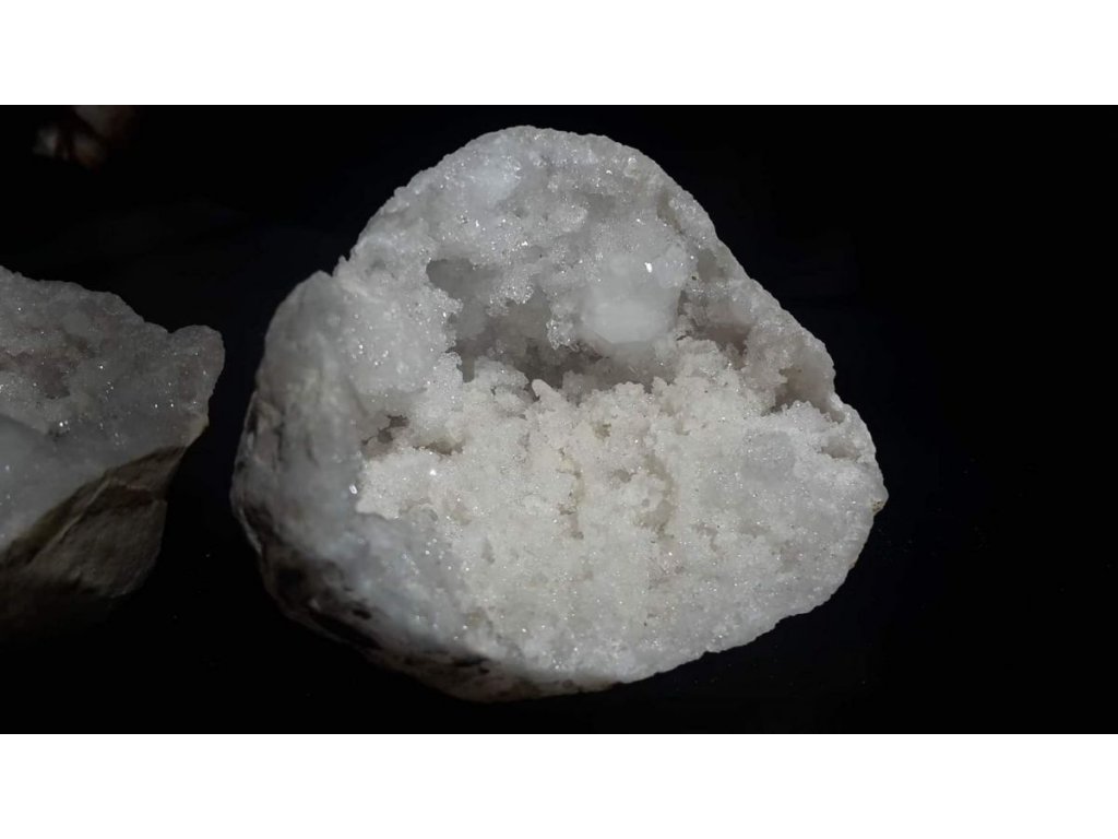 Berg Kristall geoda 6-7cm