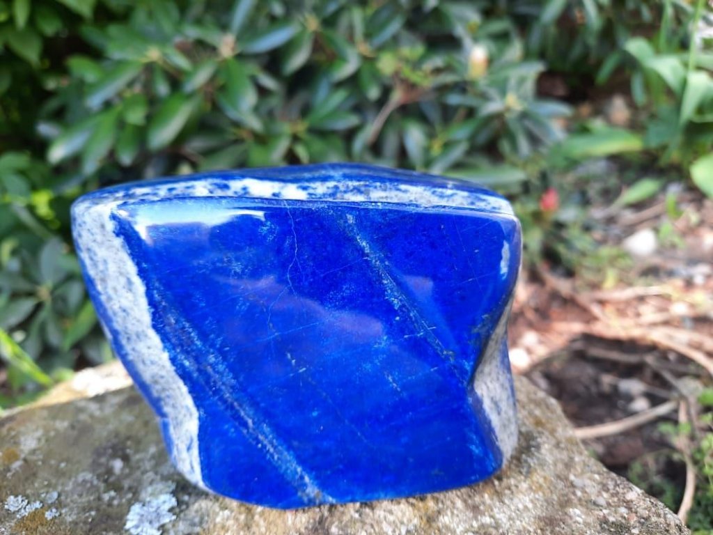 Lapis Lazuli Free Form 10cm