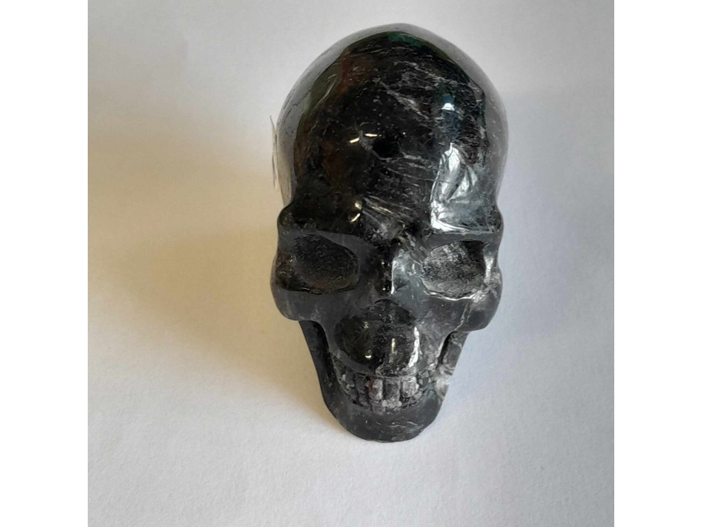 Skull *Arfvedsonite*Astrophyllite Rare 3,5cm