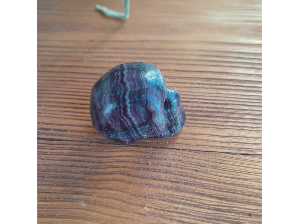 Skull Fluorite  skull 3cm