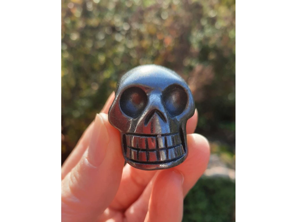 Skull Hematite 3cm